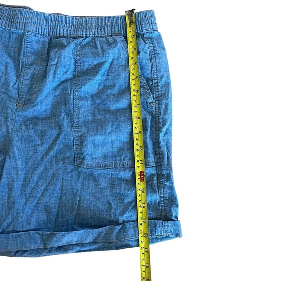Jordache Casual Blue chambray soft lightweight cotton Shorts women’s large - Picture 3 of 9